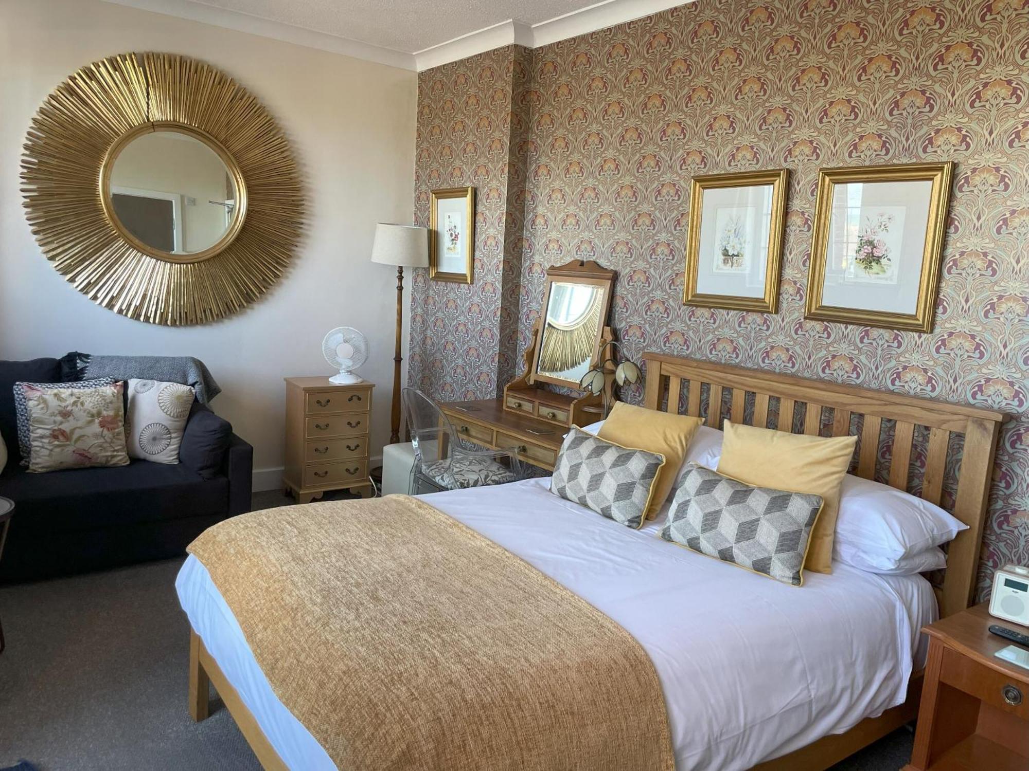 Hotel Knights Court Great Yarmouth Esterno foto