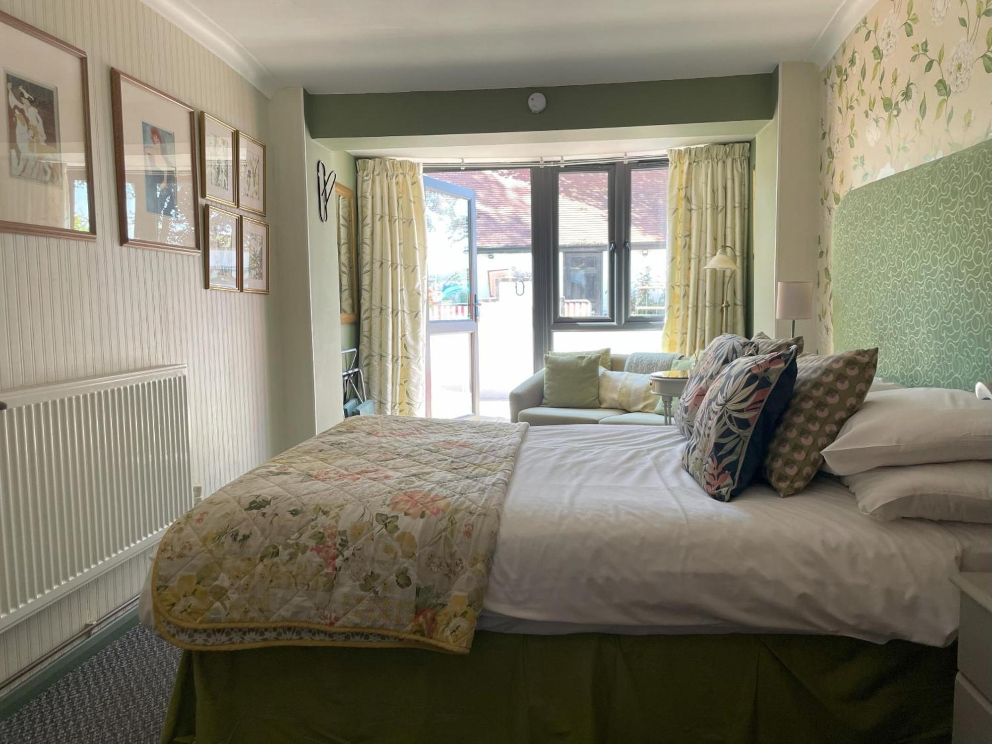 Hotel Knights Court Great Yarmouth Esterno foto